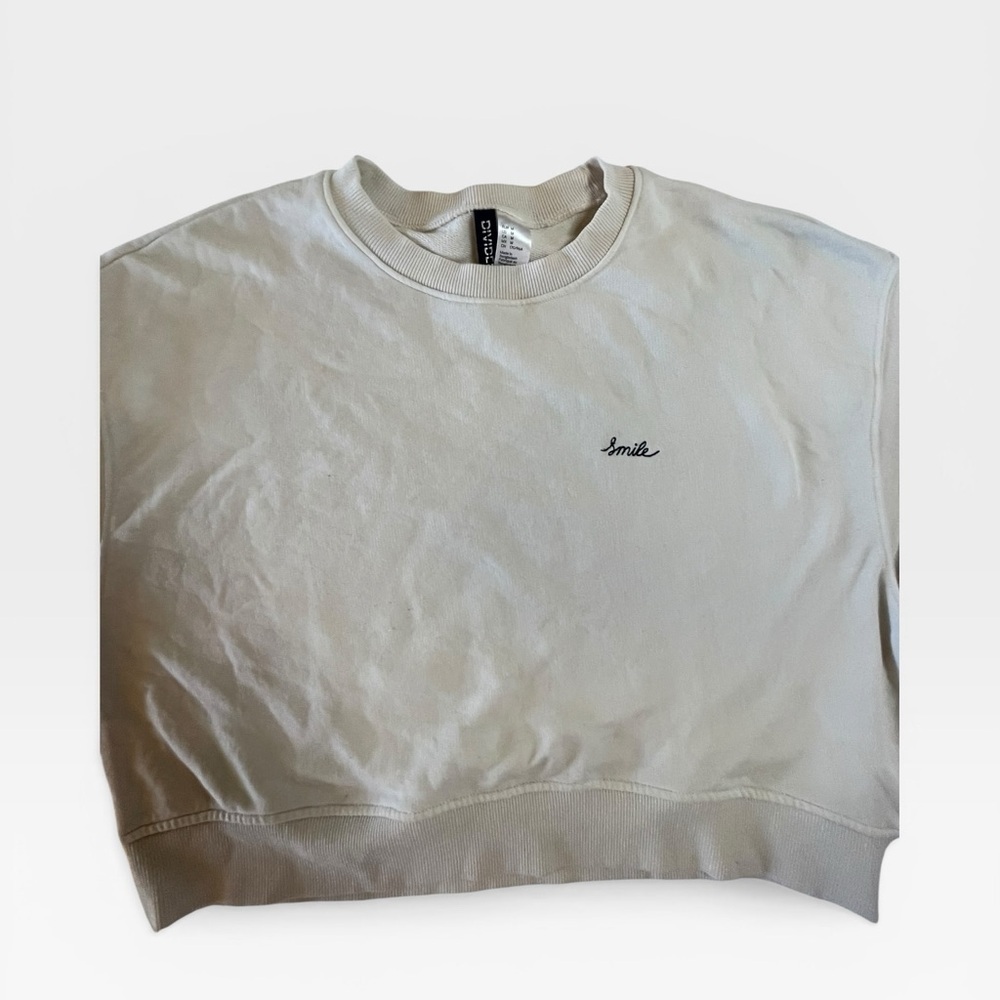 Divided SMILE Cropped Crewneck Sweatshirt in Off-White